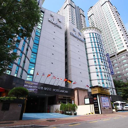 Amour Hotel Suwon Exteriér fotografie
