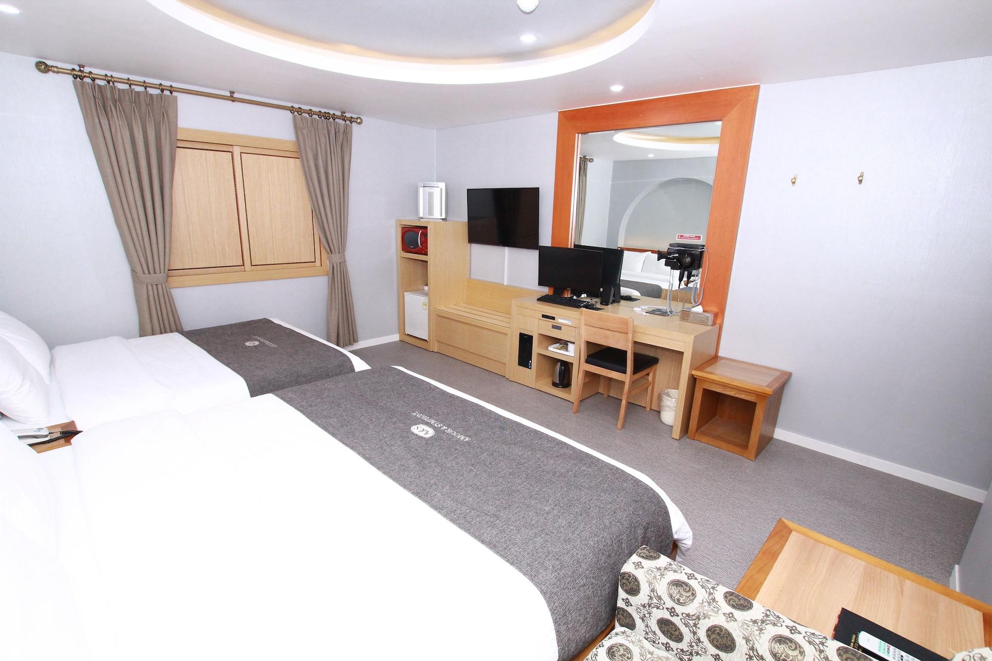 Amour Hotel Suwon Exteriér fotografie