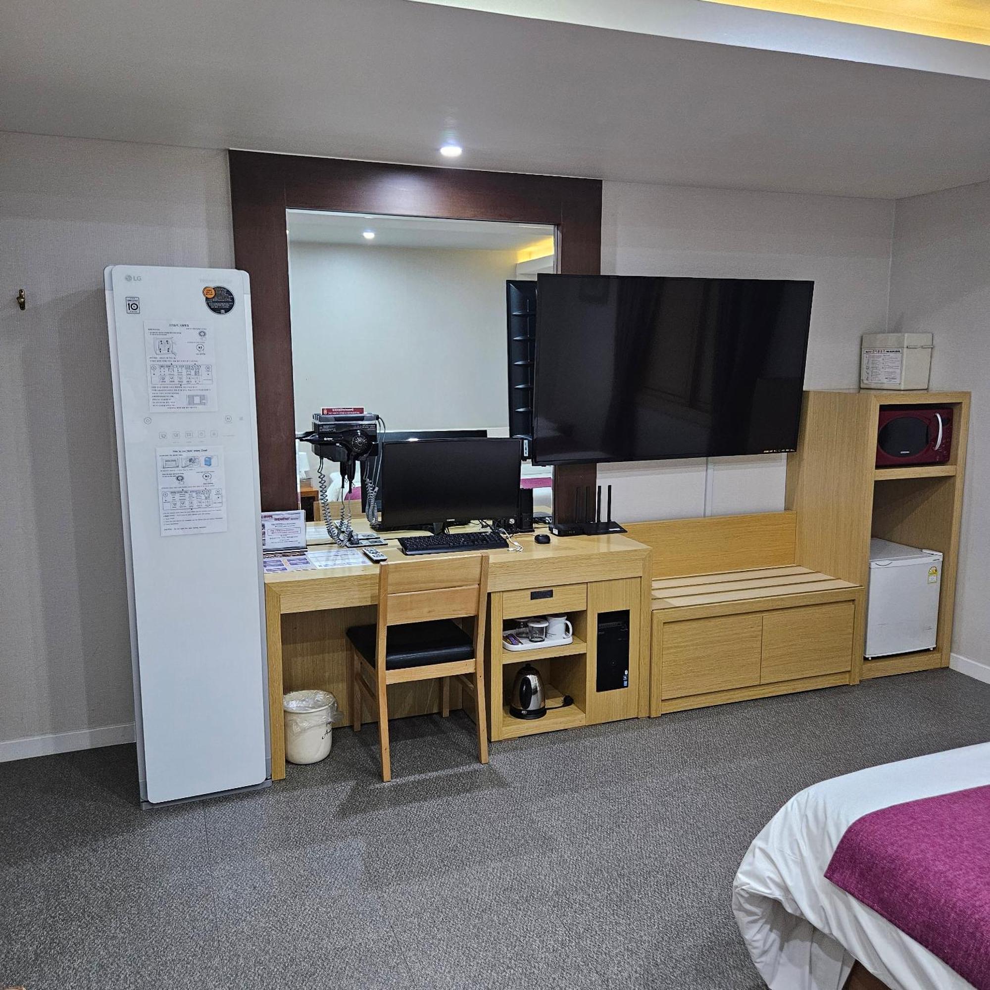 Amour Hotel Suwon Exteriér fotografie